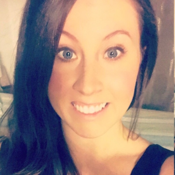 Meet your Posher, Savanah - Picture 2 of 5